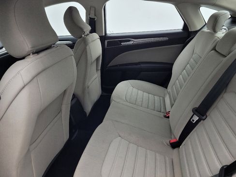 Used 2018 Ford Fusion S image 18