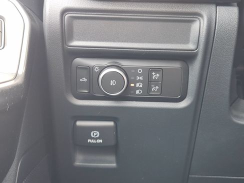 Used 2021 Ford F150 XL w/ STX Appearance Package RWD image 21