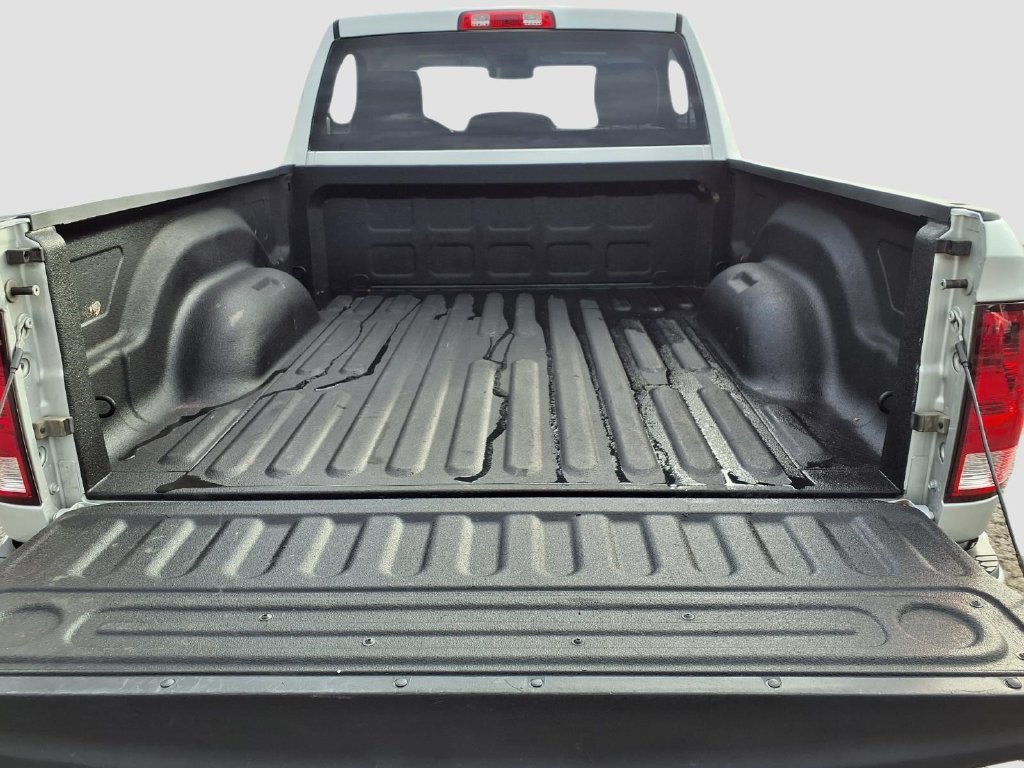 Used 2013 RAM 1500 Express AWD/4WD image 27