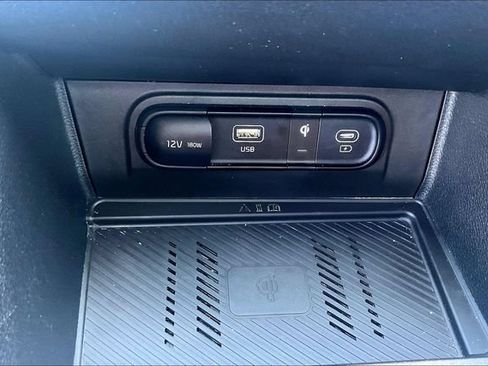 Certified 2025 Kia Sportage SX FWD image 16
