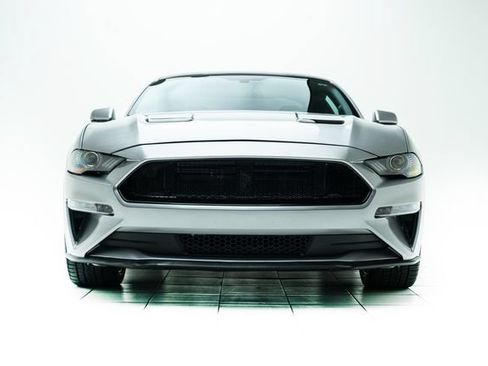 Used 2020 Ford Mustang GT Premium w/ Black Accent Package RWD image 6