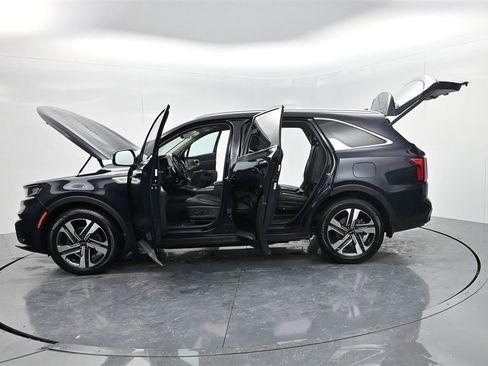 Certified 2023 Kia Sorento EX image 59