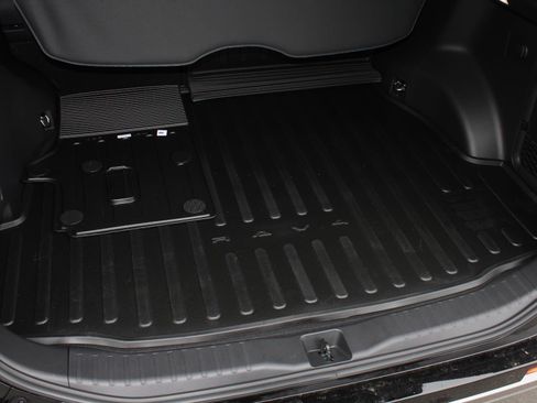 New 2026 Toyota RAV4 XSE image 9