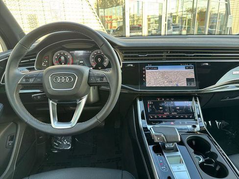 Certified 2025 Audi Q7 3.0T Premium Plus w/ Premium Plus Package AWD/4WD image 11