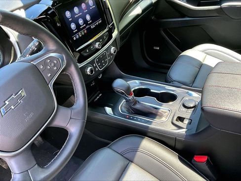 Used 2023 Chevrolet Traverse RS AWD/4WD image 15