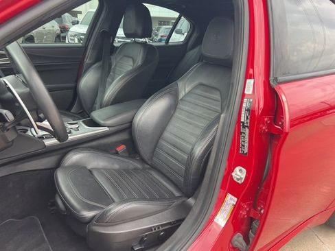 Used 2022 Alfa Romeo Giulia Veloce image 6