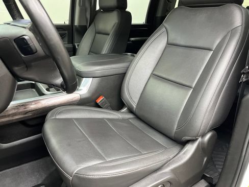 Used 2025 Chevrolet Silverado 2500 LTZ w/ LTZ Premium Package AWD/4WD image 20
