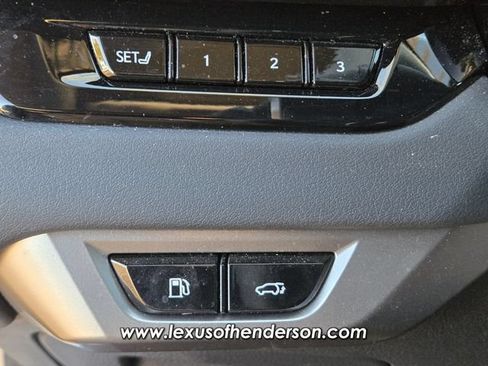 Used 2024 Lexus RX 350 Premium w/ Accessory Package (Z1) FWD image 27