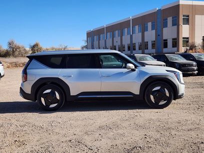 New 2026 Kia EV9 Wind