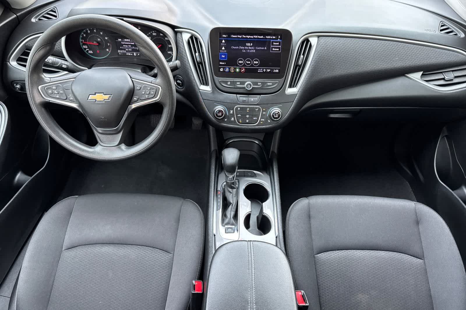 Used 2024 Chevrolet Malibu LT FWD image 3
