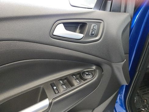 Used 2018 Ford Escape SE AWD/4WD image 19