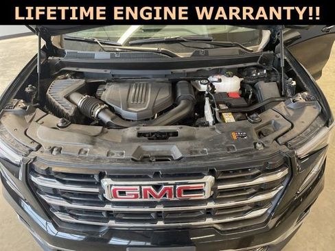 Used 2025 GMC Acadia Elevation image 43