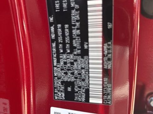 Certified 2026 Toyota Grand Highlander XLE FWD image 36