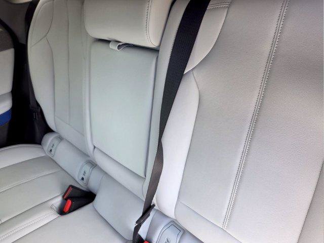 New 2027 Cadillac Optiq Luxury AWD/4WD image 17