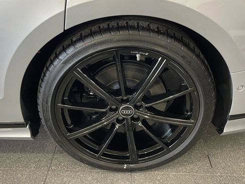 Used 2024 Audi A8 L 3.0T w/ Comfort Plus Package image 23