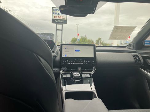 Certified 2024 Toyota bZ4X Limited image 32