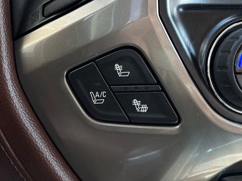 Used 2015 Chevrolet Silverado 2500 High Country w/ Duramax Plus Package AWD/4WD image 44