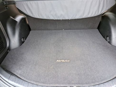 Used 2015 Toyota RAV4 XLE AWD/4WD image 26