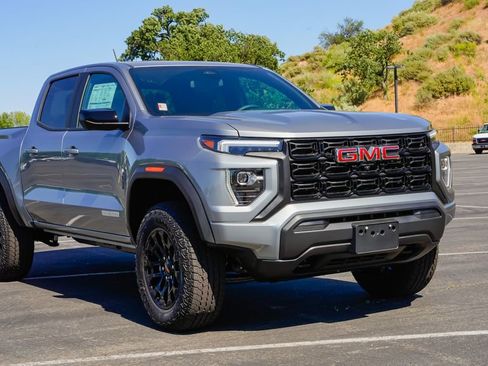 New 2026 GMC Canyon Elevation w/ Technology Package RWD image 5