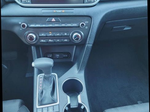 Used 2021 Kia Sportage LX image 22