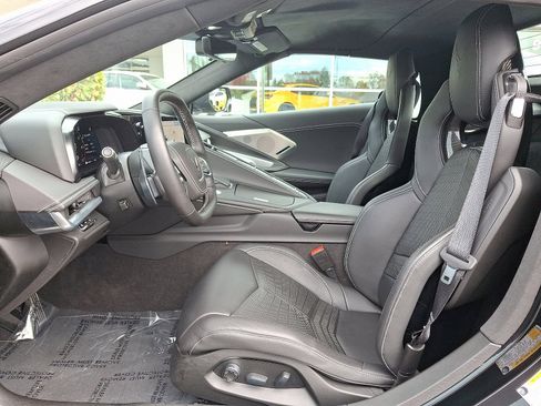 Used 2022 Chevrolet Corvette Stingray Premium Conv w/ Z51 Performance Package image 12