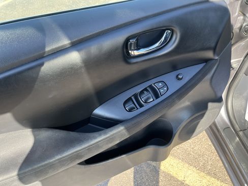 Used 2015 Nissan Leaf S w/ Charge Package image 10