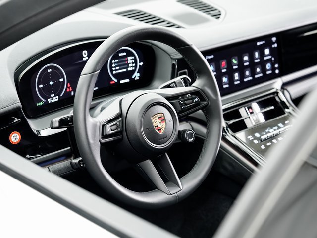 Certified 2025 Porsche Panamera 4 AWD/4WD image 10