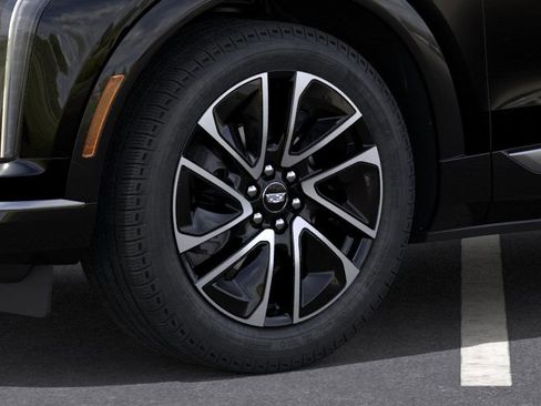 New 2025 Cadillac Optiq Sport 1 image 9