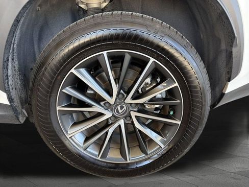 Certified 2025 Lexus NX 250 FWD w/ Accessory Package (Z1) image 24