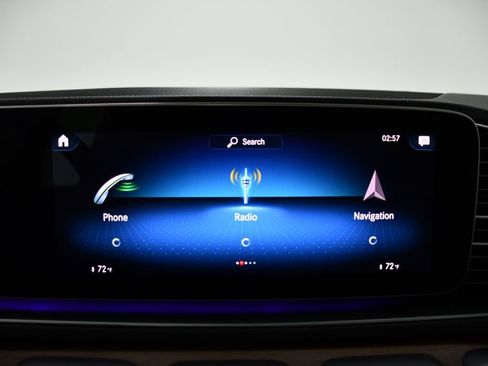 Used 2022 Mercedes-Benz GLS 450 4MATIC image 13