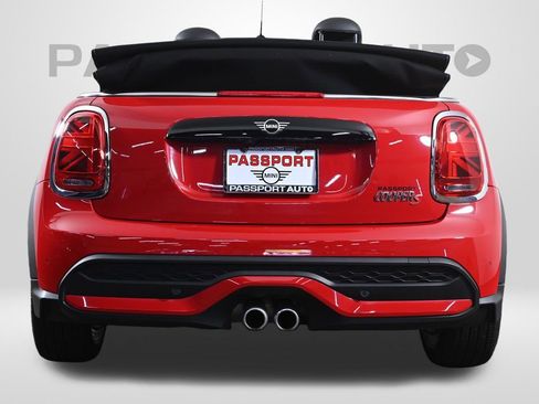 Certified 2023 MINI Cooper S image 9