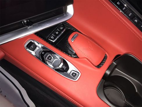 Used 2025 Chevrolet Corvette Z06 image 17