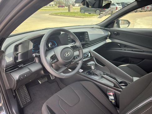 New 2026 Hyundai Elantra Sport image 12