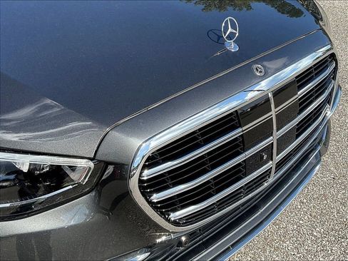 Certified 2024 Mercedes-Benz S 580 4MATIC Sedan image 35