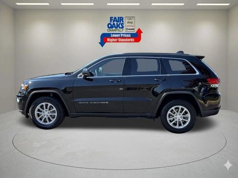 Certified 2022 Jeep Grand Cherokee Laredo E AWD/4WD image 11