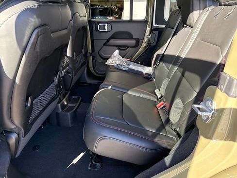 New 2026 Jeep Wrangler Unlimited Rubicon image 25