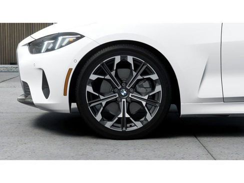 New 2026 BMW 430i Coupe w/ Parking Assistance Package image 7