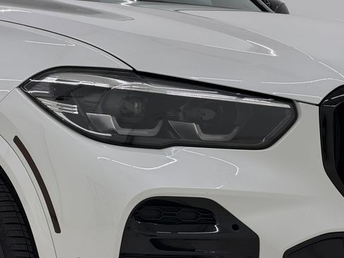 Used 2023 BMW X5 xDrive45e w/ M Sport Package image 11