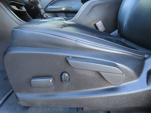 Used 2021 Chevrolet Colorado Z71 w/ Safety Package image 9