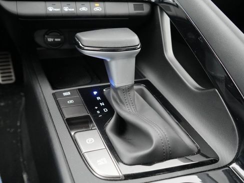 Certified 2025 Hyundai Elantra SEL FWD image 29