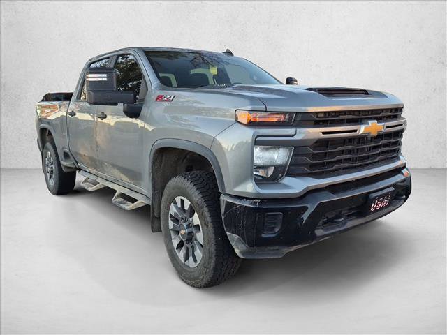 Used 2024 Chevrolet Silverado 2500 Custom w/ Custom Value Package AWD/4WD image 3