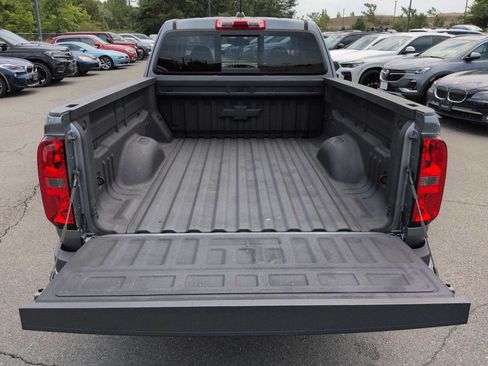 Used 2018 Chevrolet Colorado Z71 AWD/4WD image 34