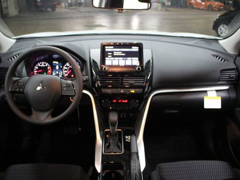 New 2026 Mitsubishi Eclipse Cross ES image 20