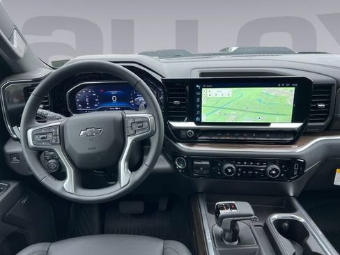 New 2025 Chevrolet Silverado 1500 LT Trail Boss w/ Convenience Package II AWD/4WD image 12