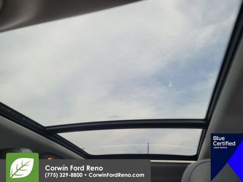 Used 2017 Jeep Compass Limited w/ Navigation Group AWD/4WD image 19