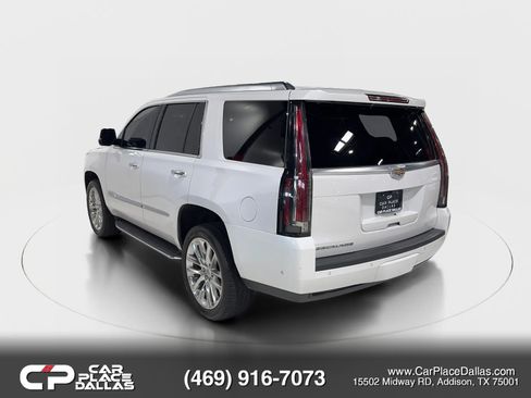 Used 2019 Cadillac Escalade Luxury image 9