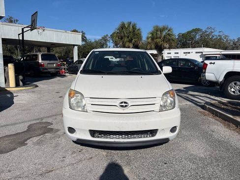 Used 2005 Scion xA FWD image 3