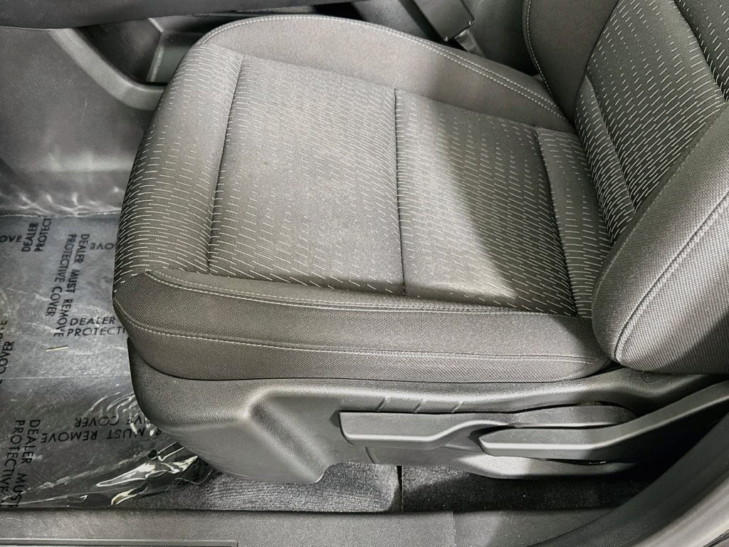 Used 2025 Chevrolet Equinox LT AWD/4WD image 19