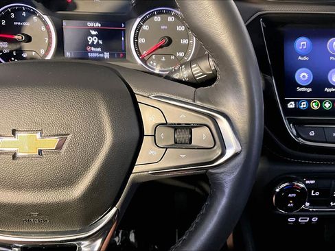 Used 2022 Chevrolet TrailBlazer ACTIV w/ Technology Package AWD/4WD image 25