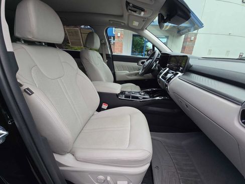 Used 2022 Kia Sorento SX Prestige w/ Panoramic Sunroof Package AWD/4WD image 11